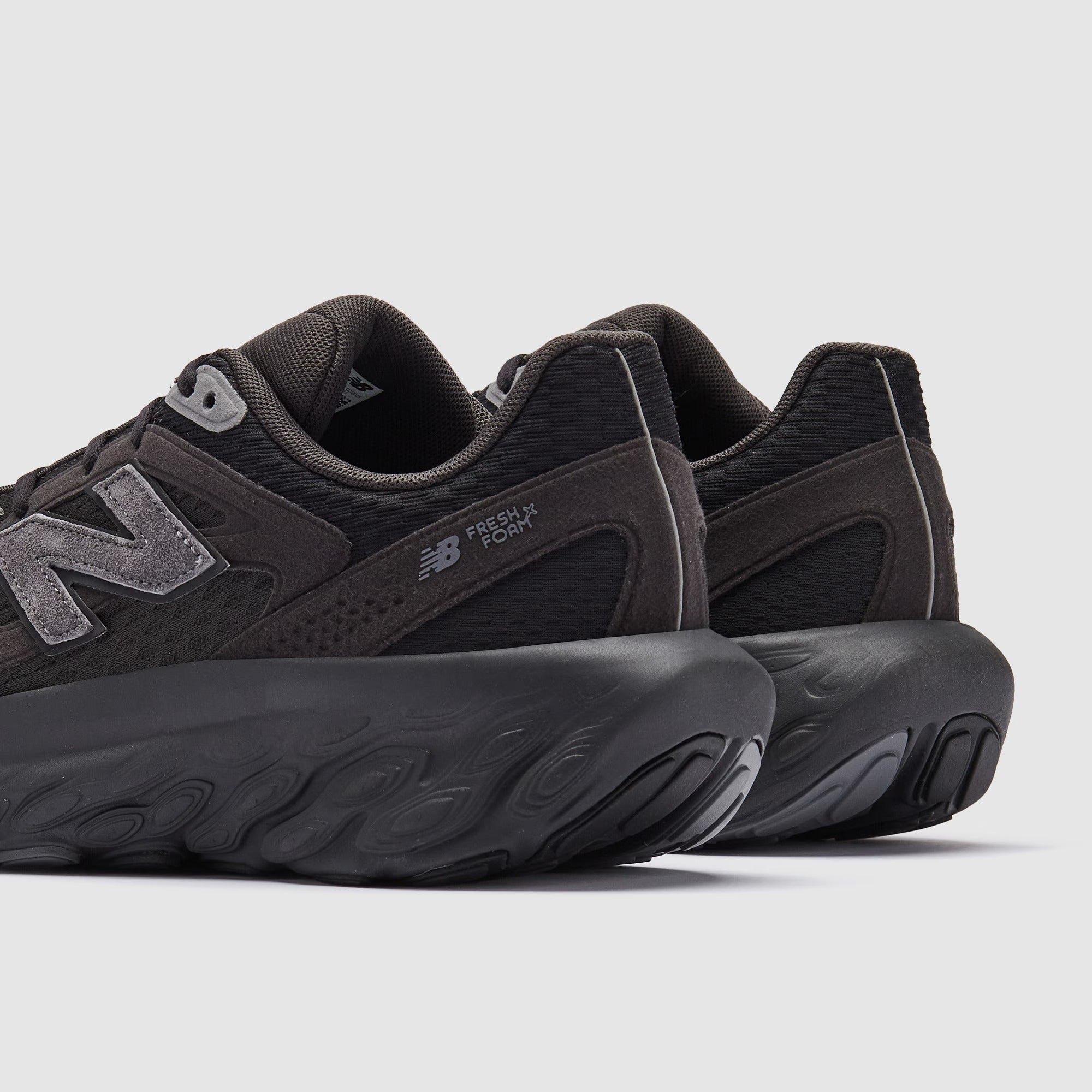 نيو بالانس تي آر إن