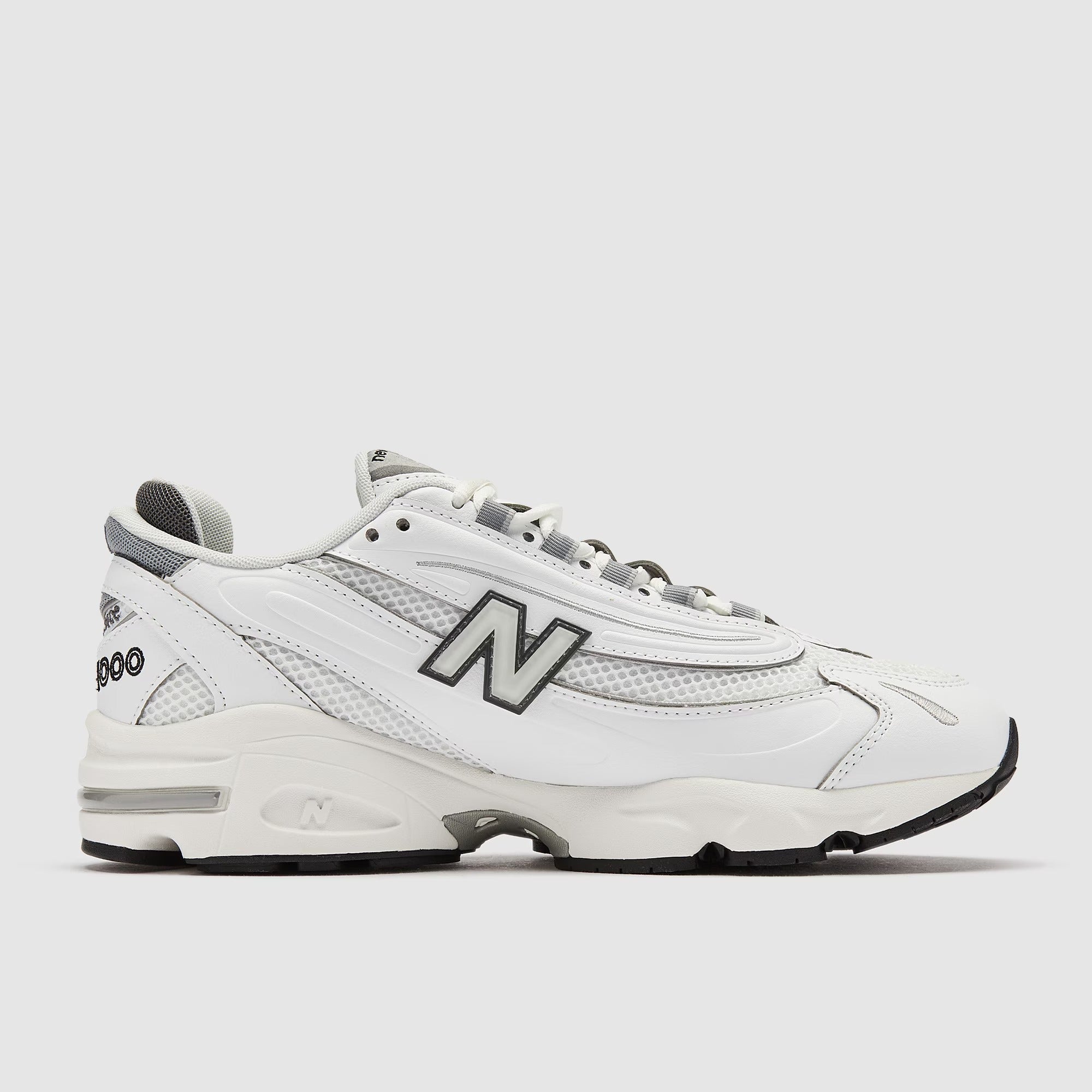 New Balance 1000 Secondary image